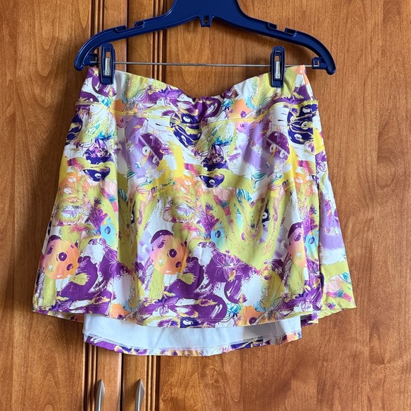 Vibrant Abstract Print Golf Skirt - Picture 1 of 4